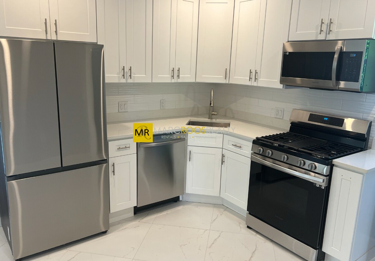 Foto principal - 35 Raymond Ave