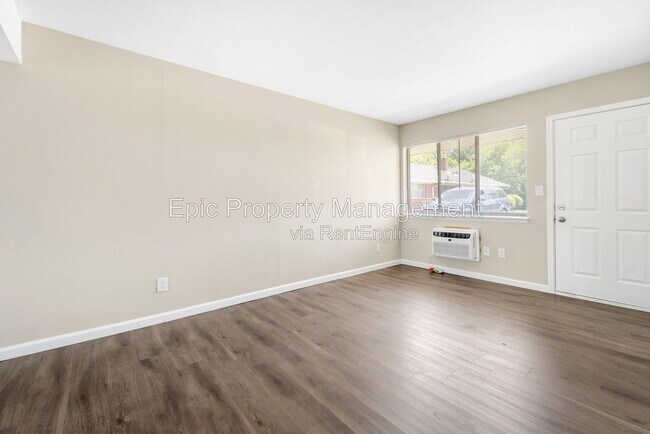 Foto del edificio - 1032 Montie Rd