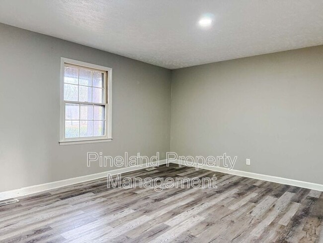 Building Photo - 1213 Strickland Bridge Rd