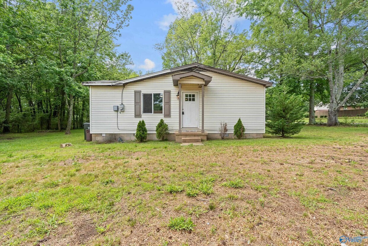 Foto principal - 298 Harbin Rd