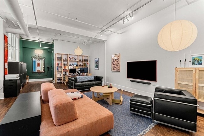 Foto del edificio - 10 Williams St