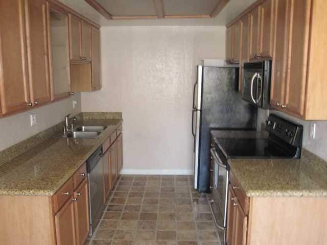 Building Photo - 4008 Elmo Loop