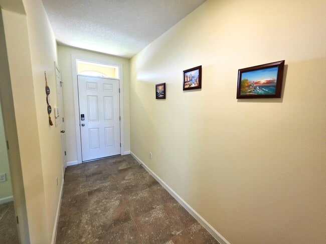 Building Photo - 6580 Canterbridge Dr