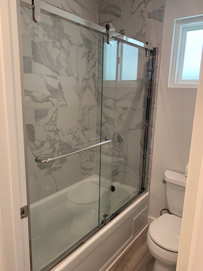 baño - 1340 Palos Verdes Dr