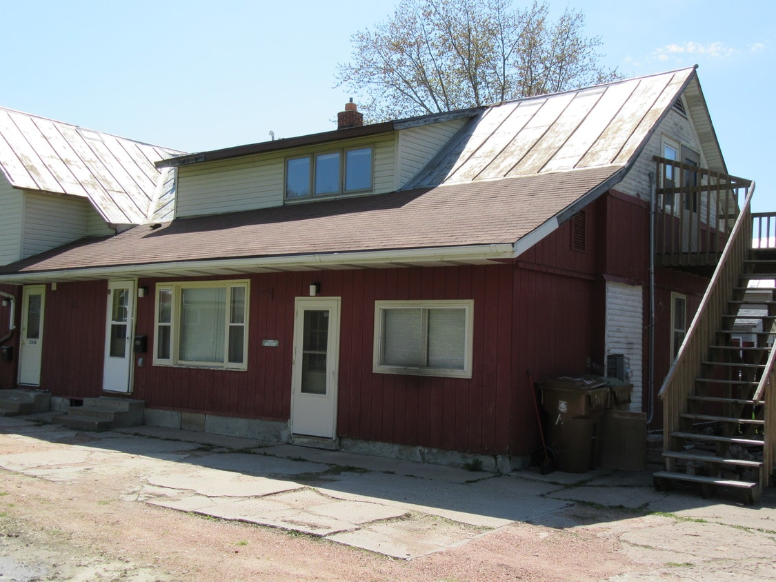 1264 5th Ave Unit 1, Stevens Point, WI 54481 Apartments 1264 5th Ave Stevens Point, WI