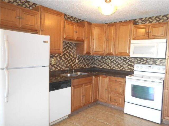 Primary Photo - 2781 Taft St