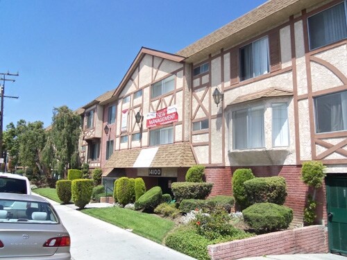 Foto del edificio - 14100 Chadron Ave
