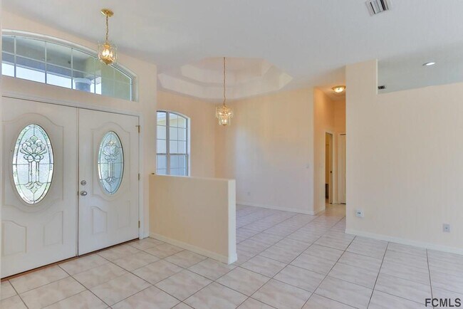 Building Photo - 19 Forest Hill Dr