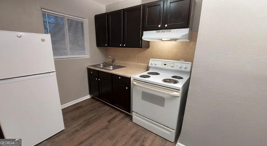 Foto del edificio - 574 Cooper St SW