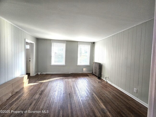 Building Photo - 28 E Columbus Ave