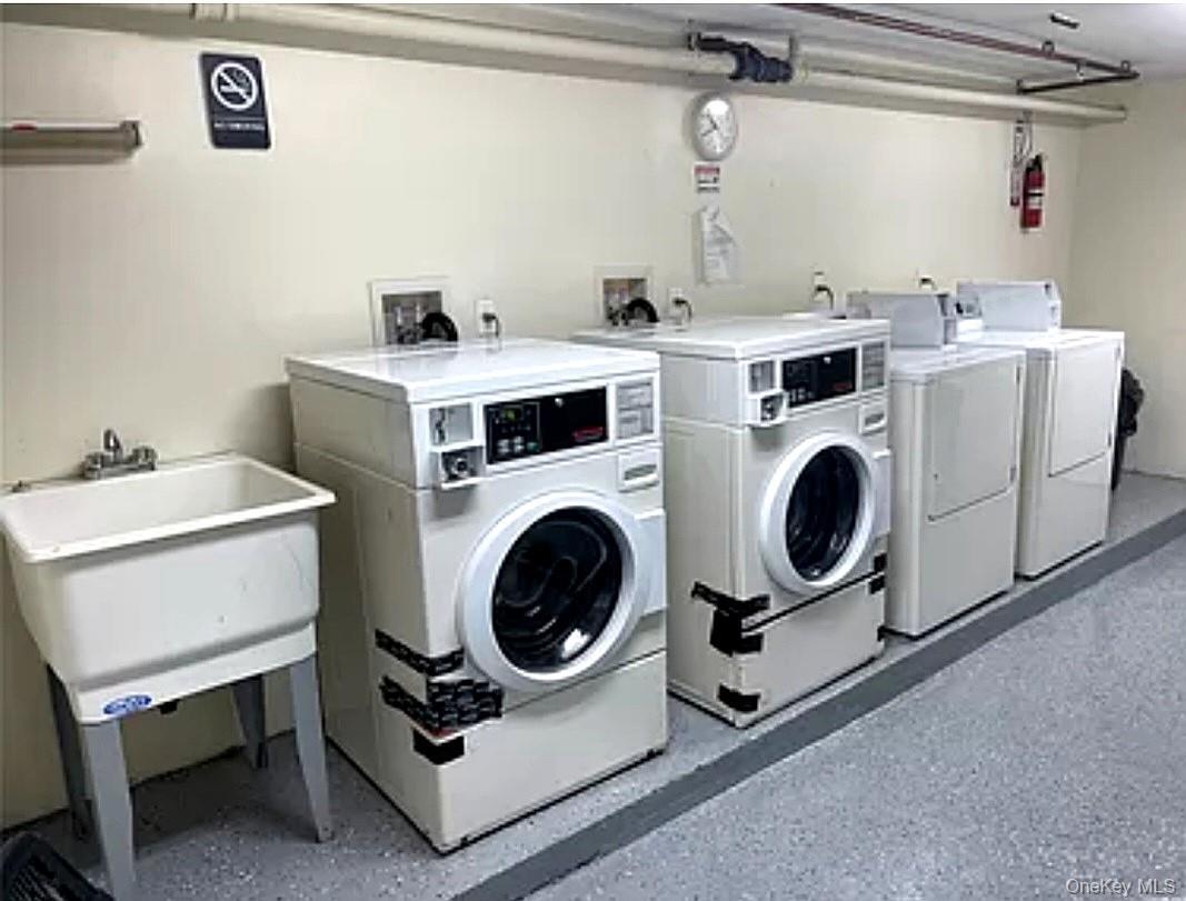 Building Photo - 133 Lincoln Ave