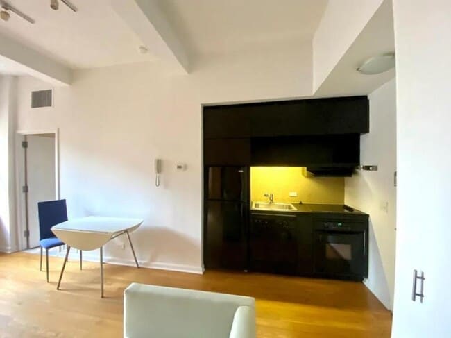 Building Photo - 0 bedroom in NEW YORK NY 10005