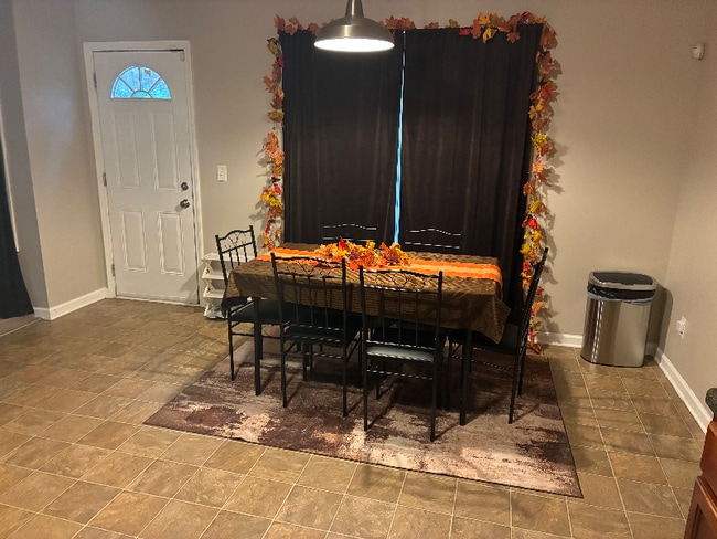 Foto del edificio - 1098 Deshon Trail