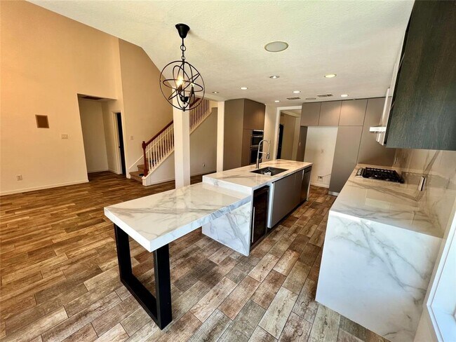 Building Photo - 22311 Wild Rose Trace