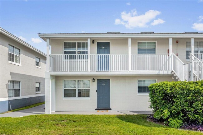 Foto del edificio - 2 Bed/1.5 Baths, 2nd Floor Condo at Palms of Mt. Dora AVAILABLE NOW!