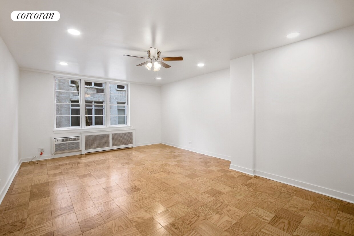30 Horatio St Unit 2B, New York, NY 10014 Room for Rent in New York