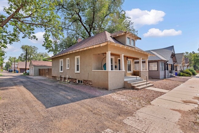Building Photo - 320 E Uintah St