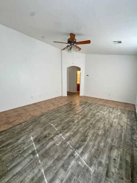 Foto del edificio - 23435 W Mohave St