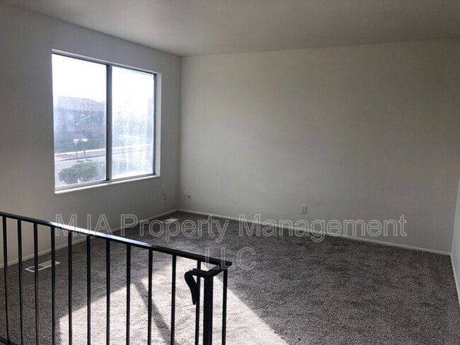 Foto del edificio - 4936 S La Brea St