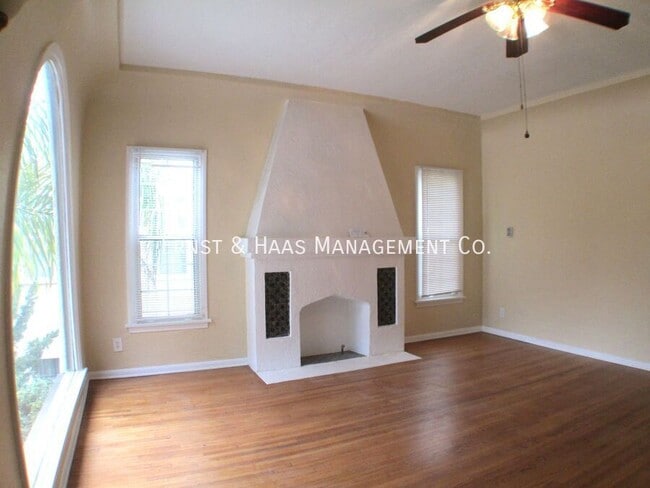 Foto del edificio - 2084 Chestnut Ave