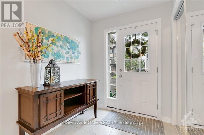 Building Photo - 593 Foxlight Cir