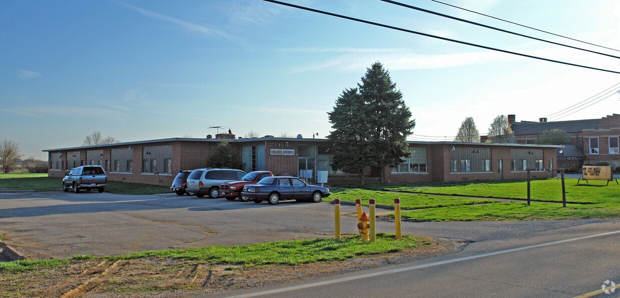Foto del edificio - 1498 W Spring Valley Paintersville Rd
