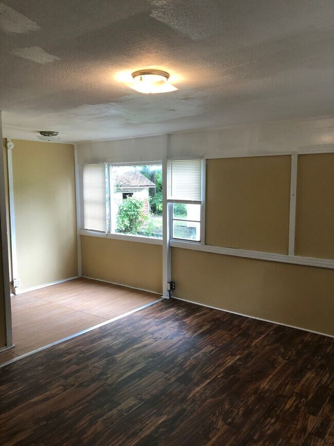 Foto del edificio - 5608 Kent Ave