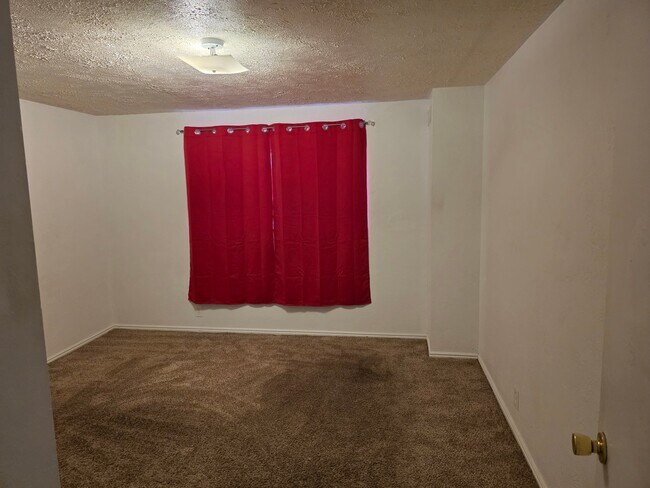 Foto del edificio - 6337 S Dixie Dr