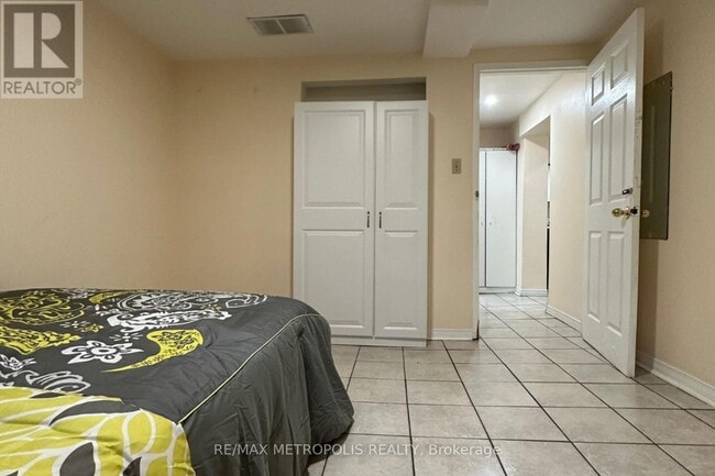 Building Photo - 112 Brantwood Dr