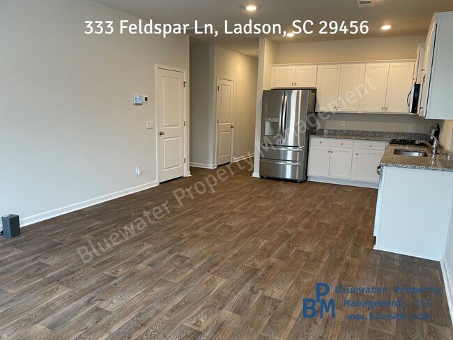 Building Photo - 333 Feldspar Ln