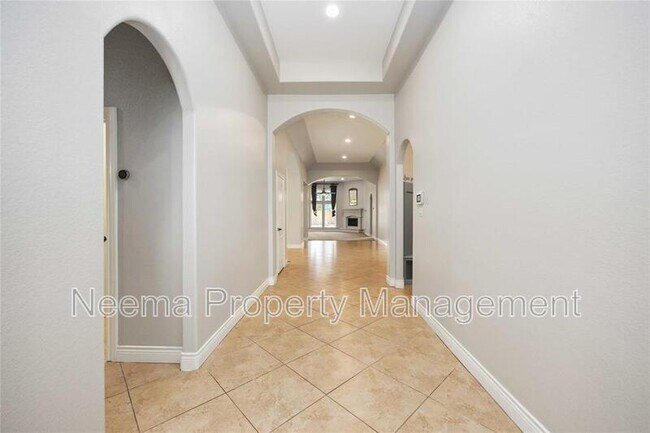 Building Photo - 2423 Rosillos Peak Dr