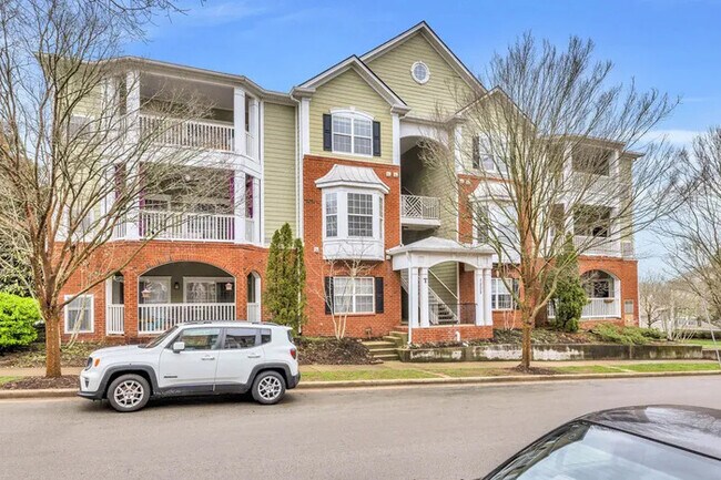Foto del edificio - 7235 Althorp Way