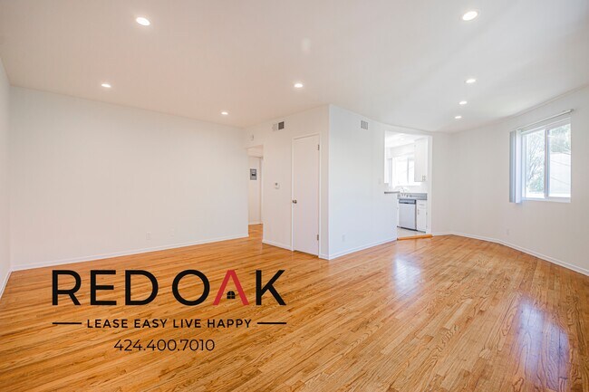Building Photo - 8556 Cashio St