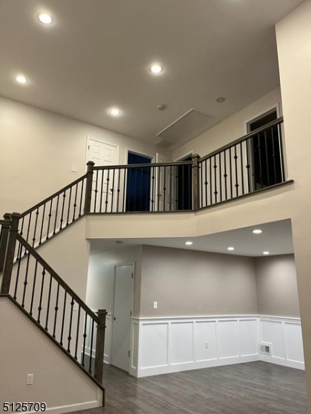 Building Photo - 97 Heritage Ct