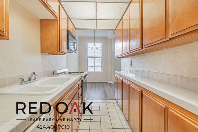 Foto del edificio - 5640 Franklin Ave