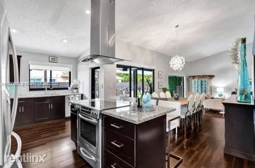 Building Photo - 4 br, 2 bath House - 10951 SW 139th Ave