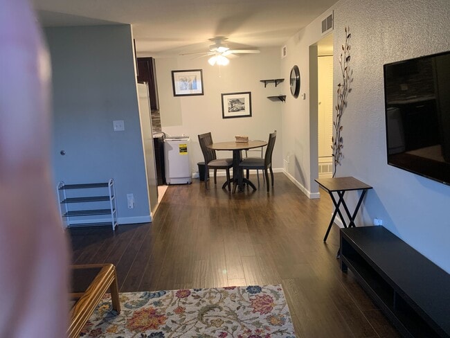 Photo - 10211 Ura Ln Apartment