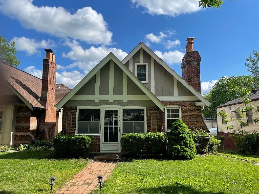 417 E 62nd St, Kansas City, MO 64110 House Rental in Kansas City, MO