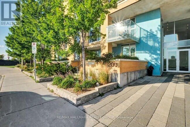 Photo du bâtiment - 200 Lett St