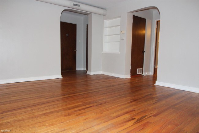 Building Photo - 183 Morrison Dr