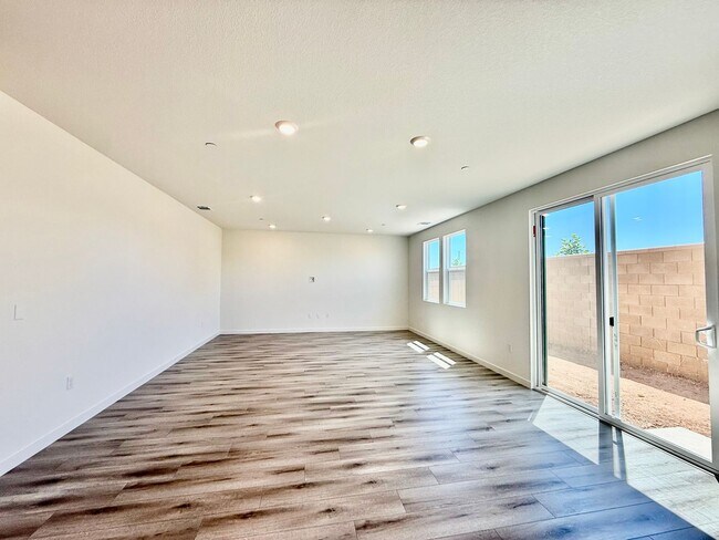 Foto del edificio - New home available now