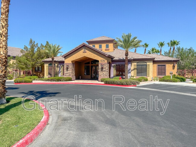 Building Photo - 8250 N Grand Canyon Dr