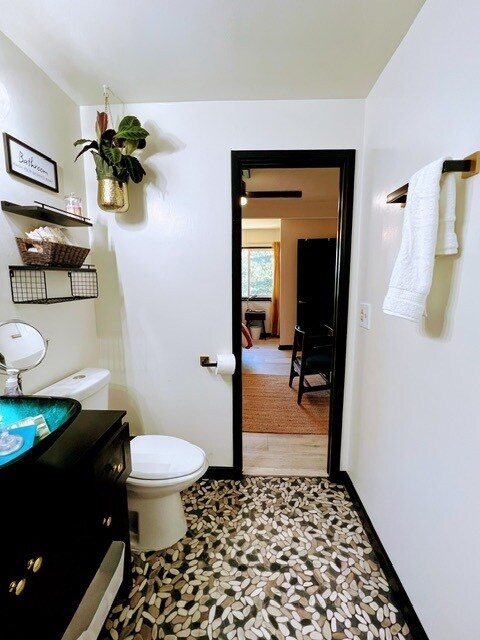 Foto principal - 930 Valley View Rd