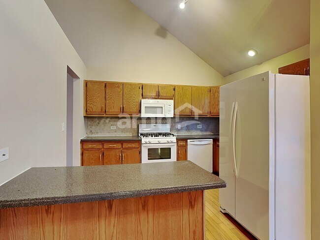 Foto del edificio - 25766 S Taft St