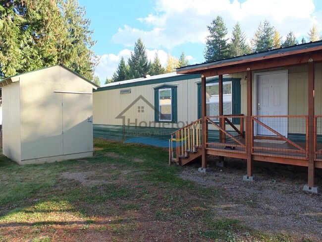 Building Photo - Beautiful 2 Bed 1 Bath Mobile Home in Sagle!