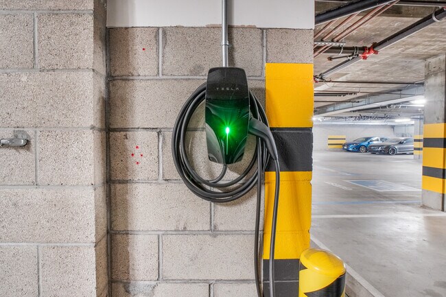 Foto del edificio - 820 S Wilton Pl