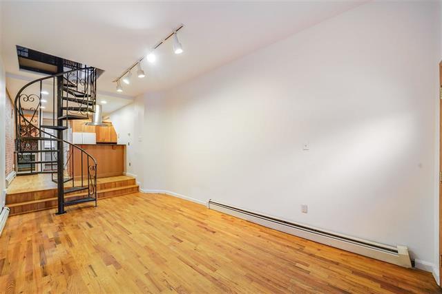 Foto del edificio - 115 Willow Ave