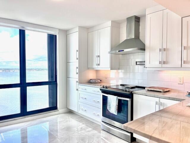 Building Photo - 5380 N Ocean Dr