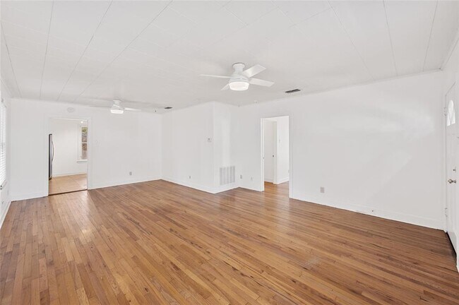 Foto del edificio - 3511 Werner Ave