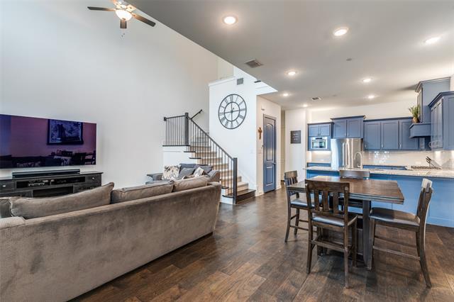 Building Photo - 7245 Sprangletop St